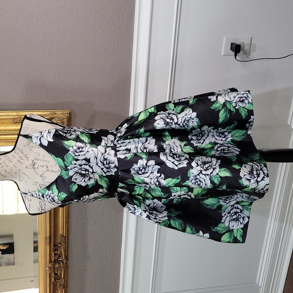 Black and Green Spaghetti Strap Dress NWT